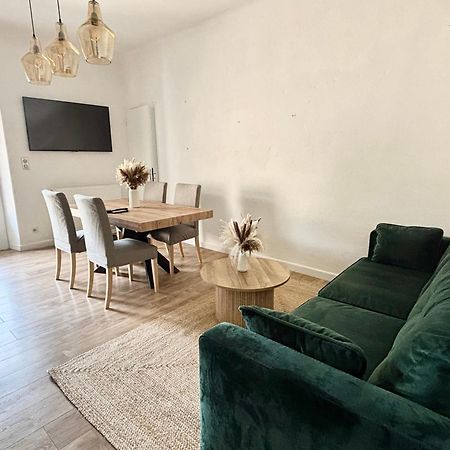 Appartement Eygalieres Avec Petit Jardin Esterno foto