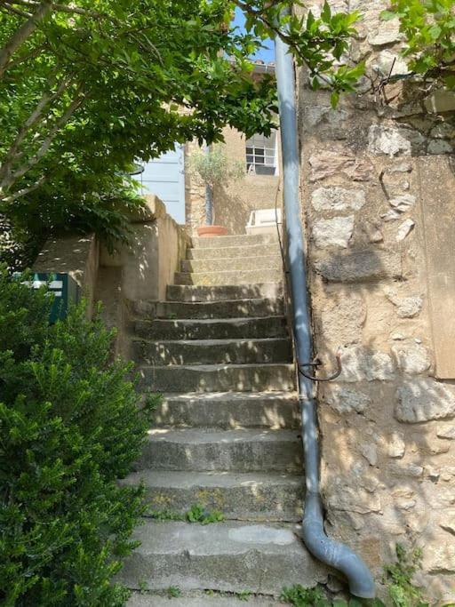 Appartement Eygalieres Avec Petit Jardin Esterno foto