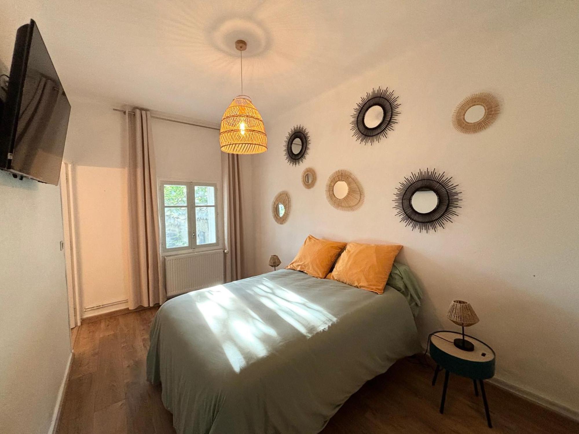 Appartement Eygalieres Avec Petit Jardin Esterno foto
